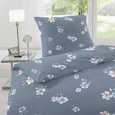 Hahn Feinbiber Bettwasche Blumen Blau Gunstig Online Kaufen Bei Bettwaren Shop Feinbiber Bettwasche Bettwasche Warme Bettwasche