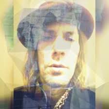 Listen to Kelly Howell