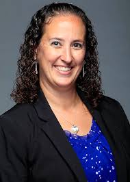 Kelly Cheeseman's Instagram, Twitter & Facebook