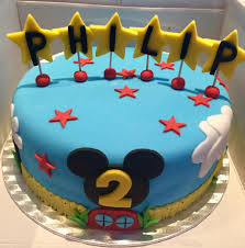 Bake a two tier cake and use some unique cake accessories to decorate it and make it look beautiful. Alice In Cakeland On Twitter Mickeymouse Clubhouse Cake For A Very Special 2 Year Old Boy Rotterdam Cupcakesmakepeoplehappy Http T Co Pujrfoqqbc