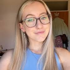 Rosie Kidd's Instagram, Twitter & Facebook