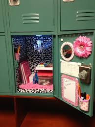 Finally Get A Locker This Year So Please Comment Fun Locker Decor Ideas Or Great Places To Buy School Locker Decorations Locker Decorations Diy School Lockers