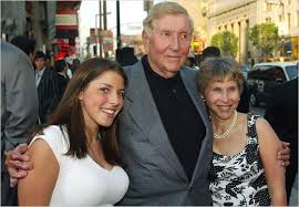 Khmerization Sumner Redstone Donates 500 000 To Cambodian Children S Fund Shari redstone, the daughter of media mogul sumner redstone, said in a statement on tuesday that she has no desire to manage viacom or to chair its board. khmerization sumner redstone donates