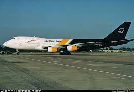 Airasia My Boeing 747 236b G Bdxj Aircraft Seen Prepared For Its Hajj Lease With One Yellow Colourband Rollin London Pictures Boeing 747 London Has Fallen