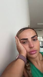 Kimberley Naylor's Instagram, Twitter & Facebook