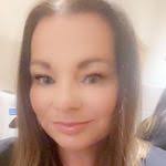 Elizabeth Seaborne's Instagram, Twitter & Facebook