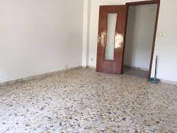 La soluzione si compone di ingresso in soggior. Vendita Appartamenti A Bacoli Na