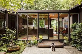 Pin Von Kelly Ishtar Auf House 2 Hauswand Haus Aus Der Jahrhundertmitte Moderne Hausentwurfe