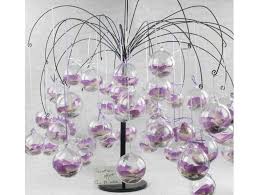 Dragees Mariage Dans Boule Plexi Avec Orchidee Fuchsia Dragees Mariage Idee Decoration Mariage Decoration Mariage Romantique