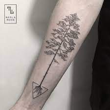 Marla Moon Creates The Most Beautiful Geometric Tattoos Tattoos For Guys Geometric Tattoo Modern Tattoos