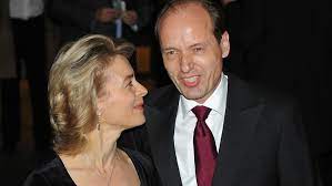 Ursula von der leyen's rise in german politics has been meteoric. Heiko Von Der Leyen Klug Erfolgreich Und Medienscheu N Tv De