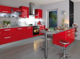 Ce Type D Ilot Bar Americain A La Place Du Notre En Noir Of Course Cuisine Rouge Et Gris Deco Cuisine Rouge Cuisine Rouge