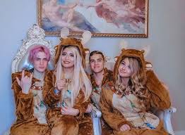 62 Alex ideas | squad pictures, cute youtubers, alex pics