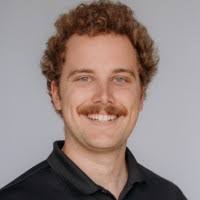 600+ perfiles de «Maibach»