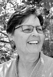 Jenny Hammer's Instagram, Twitter & Facebook