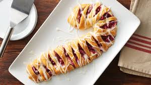 Pullsbury cresent roll breakfast recipes : Quick Easy Crescent Breakfast Recipes And Ideas Pillsbury Com