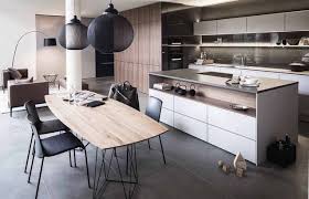 La cuisine chinoise en deux coups de baguettes. Tendance Une Cuisine Bois Et Laque Elle Decoration