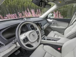 48 2021 Volvo Xc90 T5 Momentum Interior Pictures