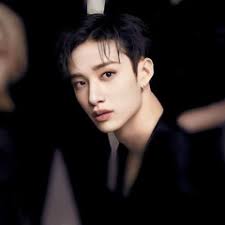 Listen to Kompa (edit audio) by Blitz Arrowyn in Edit Audios playlist  online for free