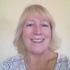 Lori Hare's Instagram, Twitter & Facebook