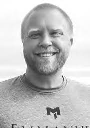 Seth Ponce's Instagram, Twitter & Facebook