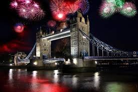 Watching Fireworks In London On New Years Eve Nye In London If You Are Missing Previous New Year S Eve Around The World One Day In London Tower Bridge London