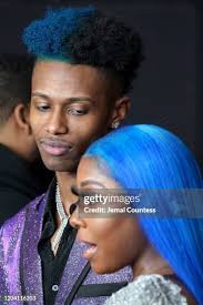 101 Photos & High Res Pictures