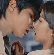 Esther Yu from My Amazing Boyfriend 2 stars alongside Jack Lok in the tale  of a female forensic doctor searching for her childhood friend! 💕 Watch  I've Fallen for You now on