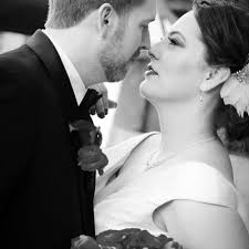 TOP 10 BEST Affordable Wedding Photographer near Ottawa, IL 61350