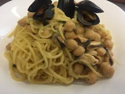 Check spelling or type a new query. Spaghetti Ceci E Cozze Picture Of Caffetteria Bistro Al Teatro Avezzano Tripadvisor