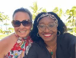 Traci Schmidt's Instagram, Twitter & Facebook