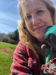 It's a good day to pull weeds. I really went to battle today. Gonna feel it  tomorrow! Lol