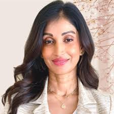 Karen Ramlogan's Instagram, Twitter & Facebook