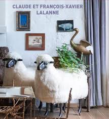 Claude moule et assemble ces formes organiques dans un esprit quelque peu baroque ; Claude Et Francois Xavier Lalanne Dessinoriginal Com