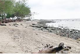 Dibuka dengan ucapan syukur kepada sang maha pencipta, selanjutnya dikemukakan maksud penyusunan karangan, yakni memaparkan perihal mula jadi negeri cirebon. Pantai Sluke Potensial Jadi Lokasi Wisata Di Rembang