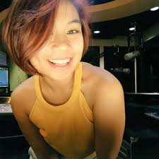 Hey boo! It's RIOT WEDNESDAY! Start your day bright with your Sunshine  JULIA! She's here to play you all the music you want to hear from the  90s-00's until the sun shines