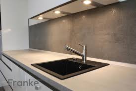 Tolles Design In Der Kuche Nicht Nur Modern Und Grosszugig Http Www Franke Raumwert De Fliesen Kronos Cera Kuchenspiegel Fliesen Betonoptik Wandfliesen Kuche