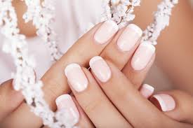 The clean fade of purple into a light pink makes this a fun ombre nail design that is perfect for those who want the perfect example of ombre done right. The Sns Manicure To Try This Summer Nail Salons Scottsdale