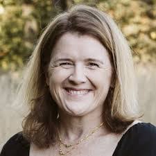 Traci Stout's Instagram, Twitter & Facebook