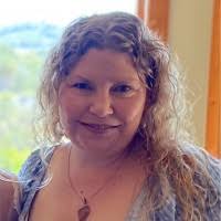 300+ "Lynsi" profiles