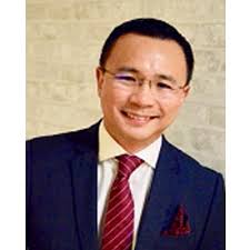 Beliau merupakan lulusan mbbs (bachelor of medicine & bachelor of surgery, mahe), ms (ukm) (master of surgery, ukm), dan frcs (glasgow). Dr Ng Keng Tian Page 29 Gleneagles