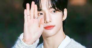 Discover and share the best gifs on tenor. Stray Kids Hyunjin Opens Up About The Powerful Impact Of His Words Koreaboo