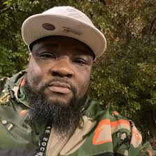 everybody with a 7'4, yall truly think yall good at the game??😂😂