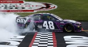 April 19 (upi) — nascar's alex bowman edged standings leader denny hamlin and became the eighth winner and nine races this cup series season with a victory in the bowman snatched the lead from hamlin with 10 laps remaining and held on through the checkered flag sunday in richmond, va. 2a Wuye6c2v9gm