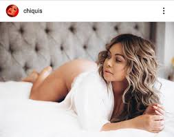 But catching your toes on things in the lake can hurt. After Confirming Their Separation Chiquis Rivera Appears Provocative Without Panties On A Bed Photo English Mundo Hispanico