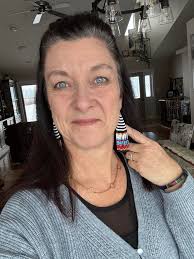 Fun Jewelry Discussion in Stylin' with Deb VIP Group