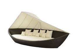 Verträumte sommertage im garten erleben dank einer lounge, einem liegestuhl oder ob sie nun ihren garten, ihren balkon oder ihre terrasse zu ihrem persönlichen wohlfühlort gestalten wollen. Liegeinsel Boat Cubu Croko Lounge Gartenlounge Gartenmobel Sonneninsel Sunlounger Kaufen Bei Mehl Wohnideen