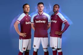 The official west ham united youtube channelsubscribe now to watch the latest behind the scenes footage from inside the training ground. West Ham Unveil New Home Kit For 2021 22 Season Inspired By Paolo Di Canio Evening Standard