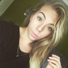 Beth Maggs (@_bethmaggs)