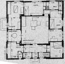 Work show) exhibition which ran from july to september 1923.it was the first building based on bauhaus design principles, which revolutionized 20th century architectural and aesthetic thinking and practice Versuchshaus Weimar Am Horn